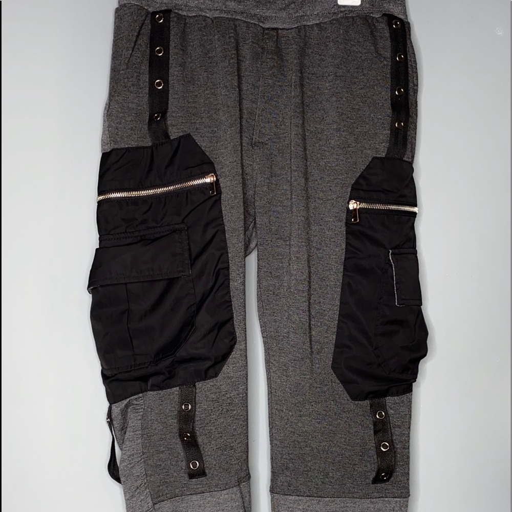 Detailed joggers
